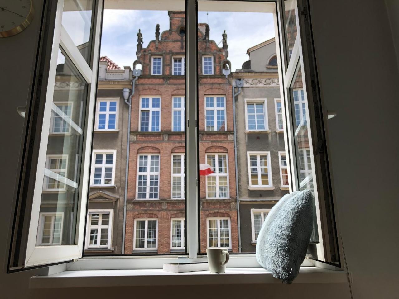 Sunny Apartment W Centrum Starego Miasta — 4-Star Luxury Hotel in Gdansk, Poland