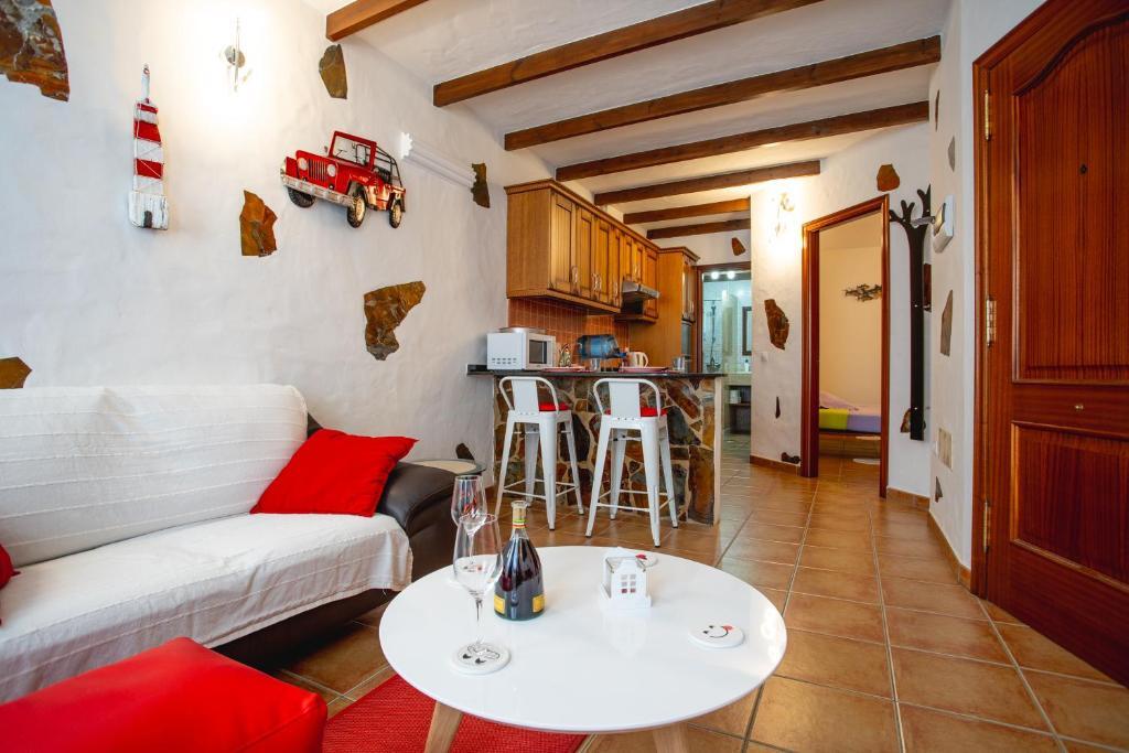 Casa Checa Apartment 1 — 4-Star Luxury Hotel in La Oliva, Spain