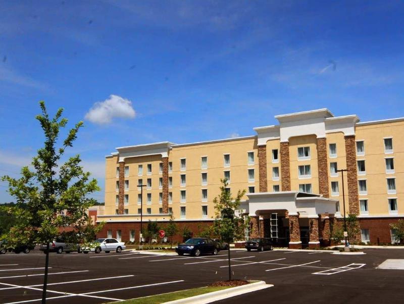 Hampton Suites Birmingham Hoover in Birmingham, United States