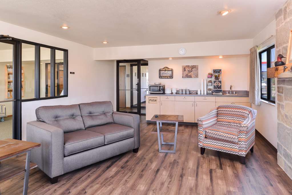 Americas Best Value Inn Missouri Valley - photo 7