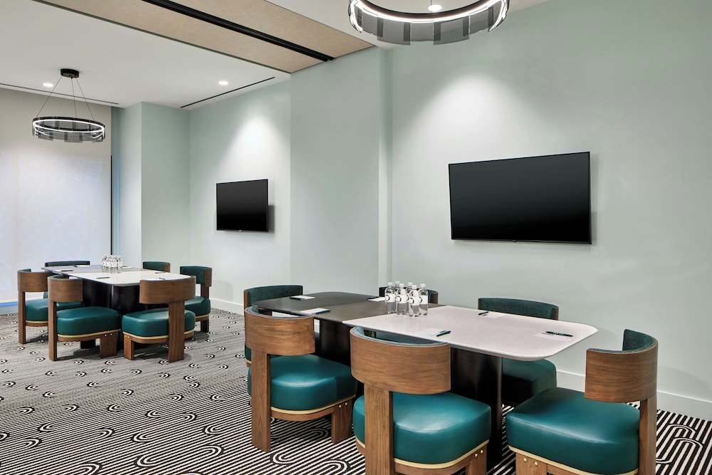 Hotel Celare Cincinnati Midtown a Tribute Portfolio Hotel - photo 88