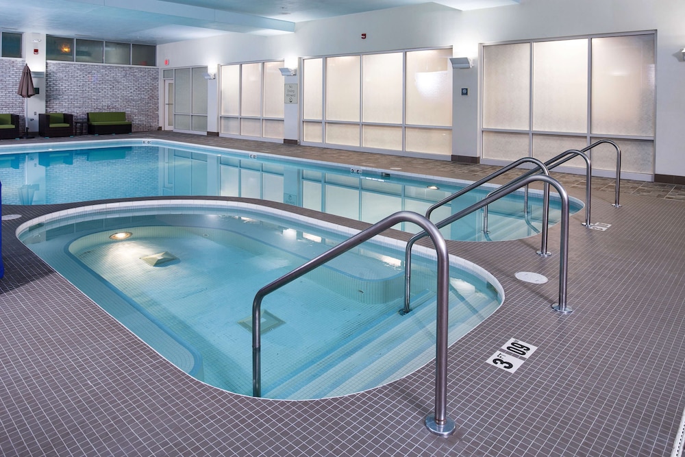 DoubleTree by Hilton Neenah - photo 33