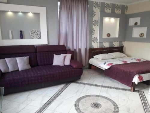 Apartment on 8 Marta — 4-Star Luxury Hotel in Mykolaiv, Ukraine