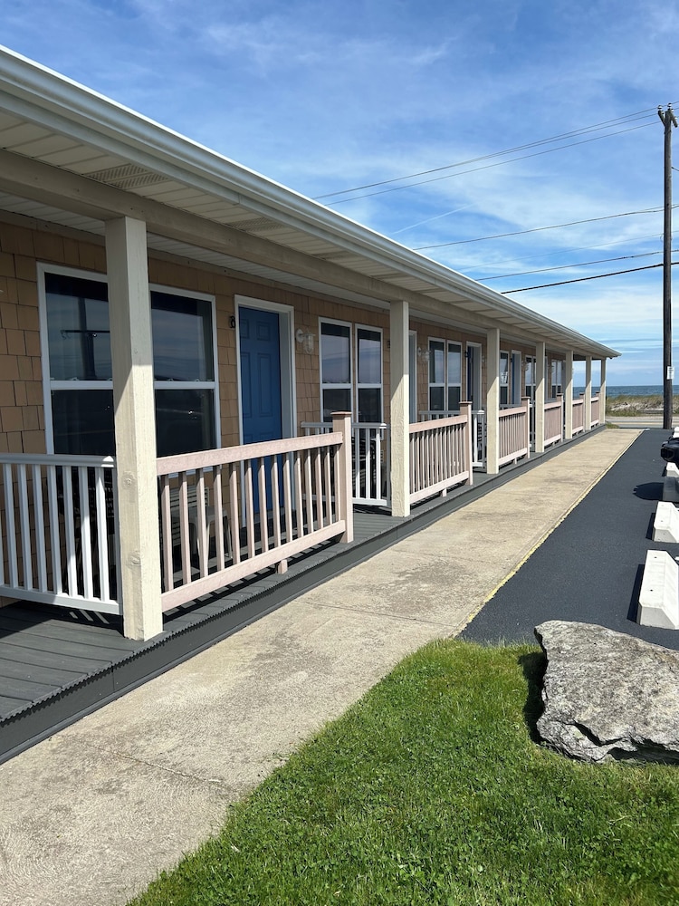 The Anchor Motel - photo 31