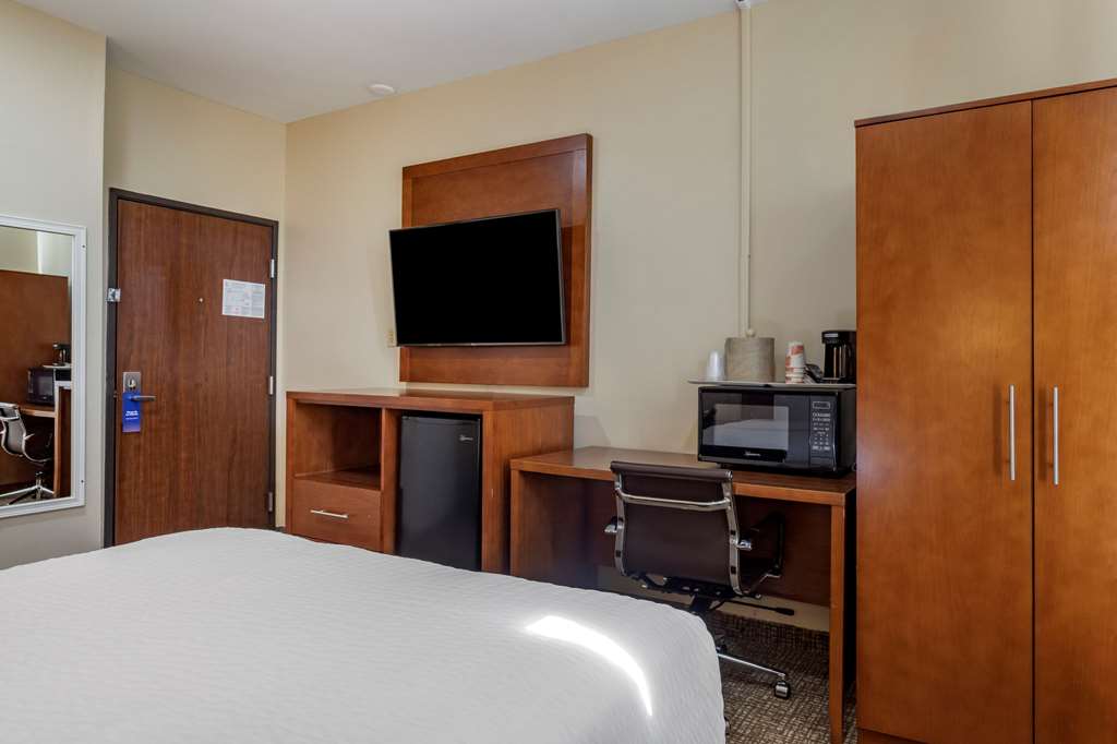 Comfort Suites Houston near Medical Center NRG Stadium - photo 7