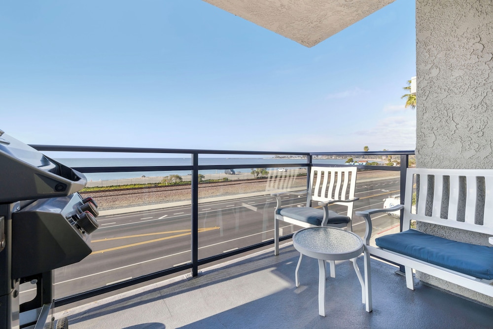 Hilton Vacation Club Riviera Beach & Shores CA - photo 51