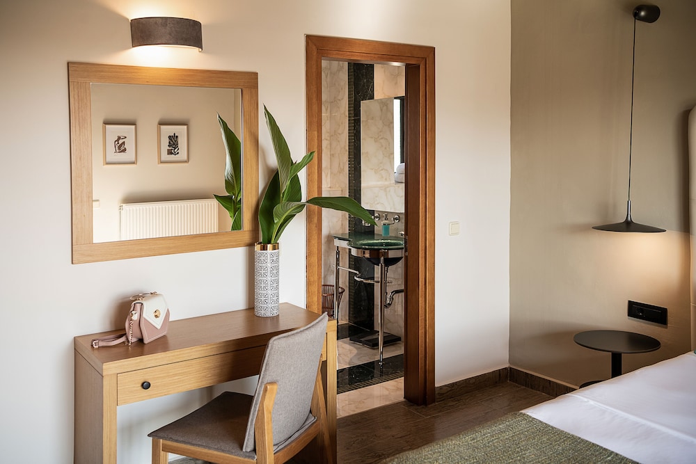 Caldera Platanias Villas — 4-Star Luxury Hotel in Chania, Greece