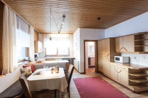 Ferienhof Haderlehn in Sautens, Austria