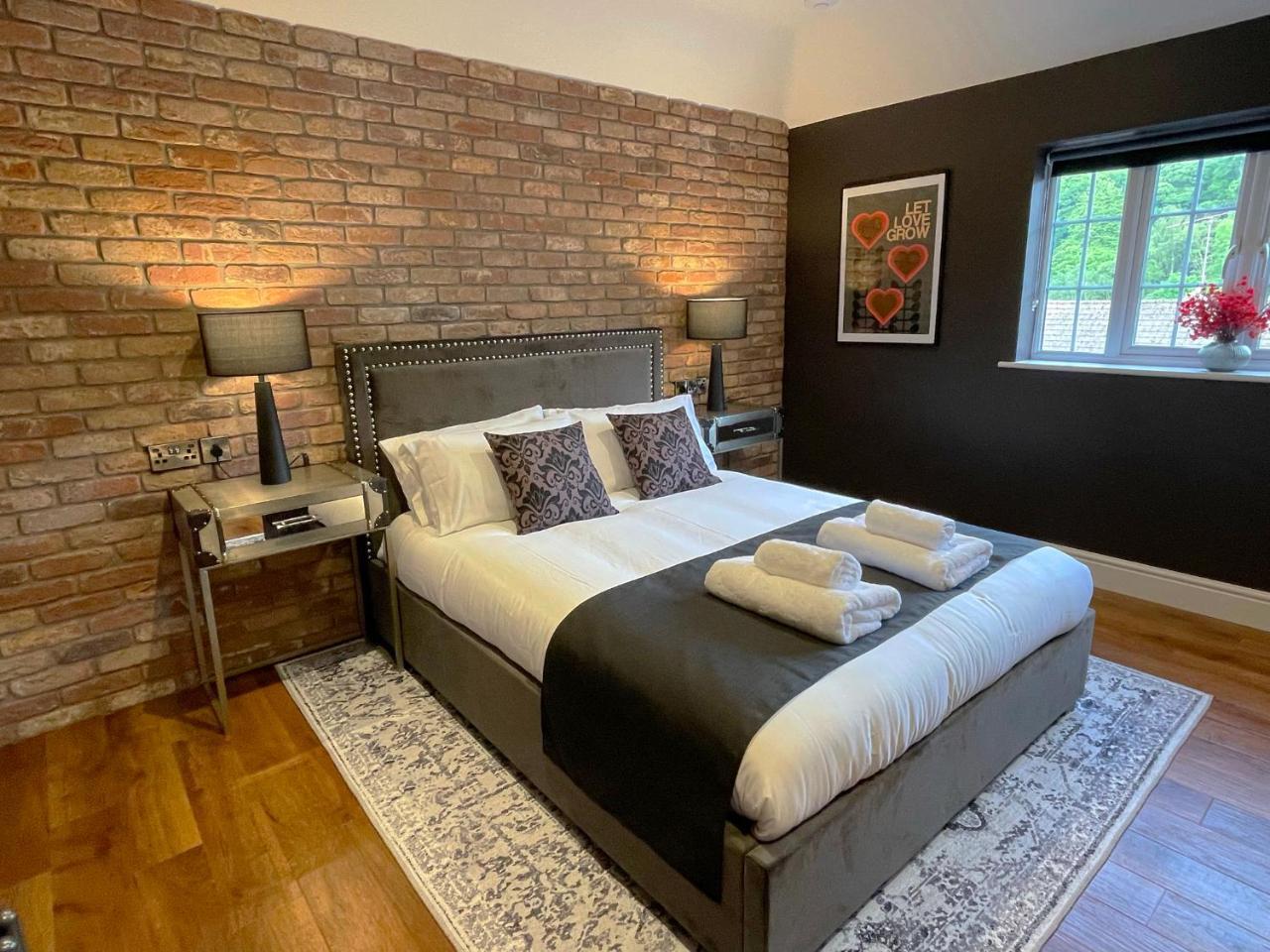 'The Loft' — 4-Star Luxury Hotel in Yeovil, United Kingdom