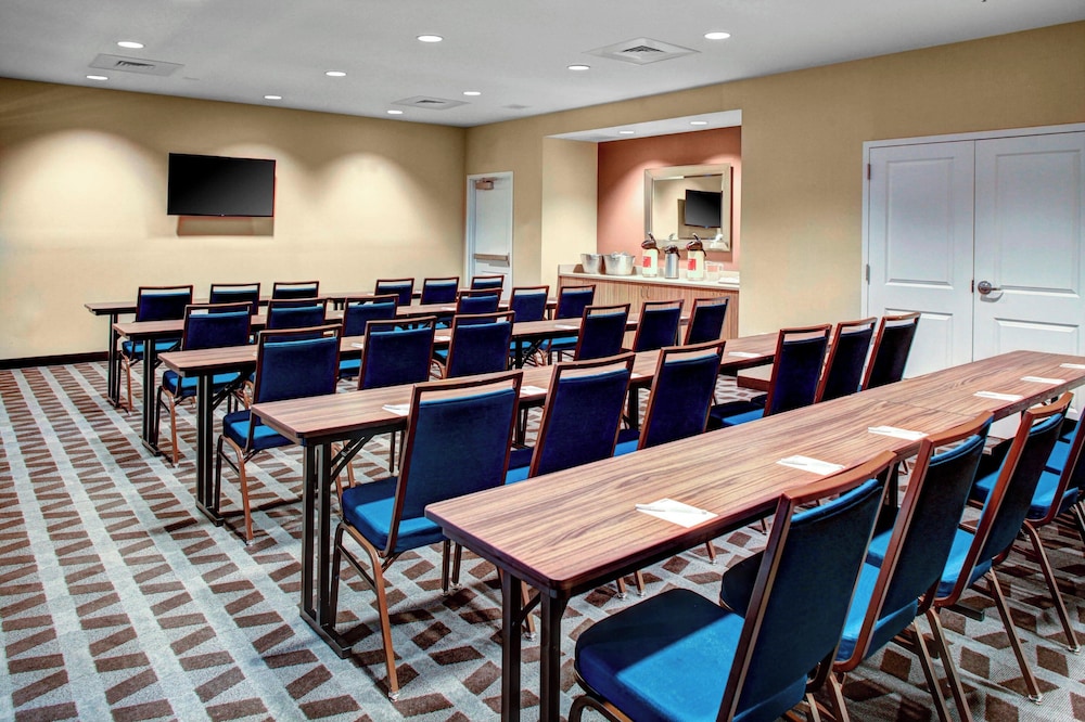 TownePlace Suites by Marriott Macon Mercer University - photo 32