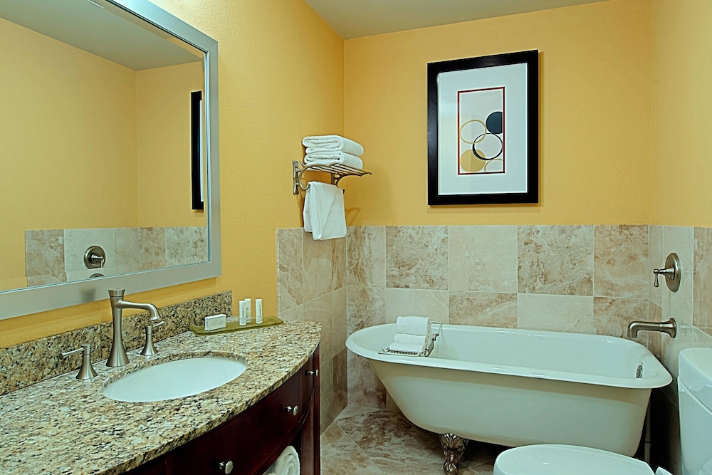 Residence Inn St Petersburg Treasure Island - photo 9