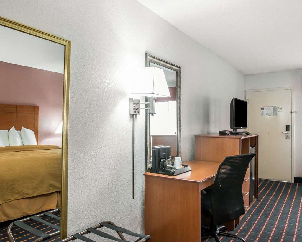 Quality Inn Marianna South - photo 12