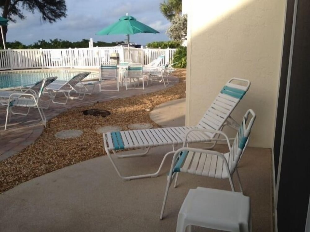 Coconuts Beach Resort - photo 105