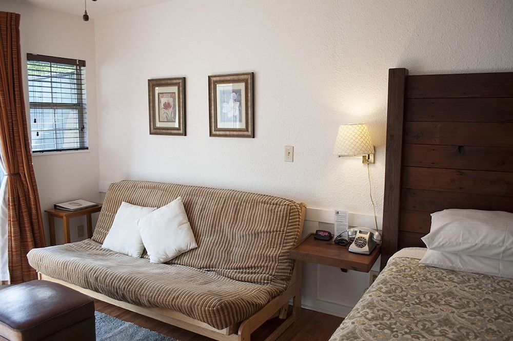 Inn on the Russian River - photo 7