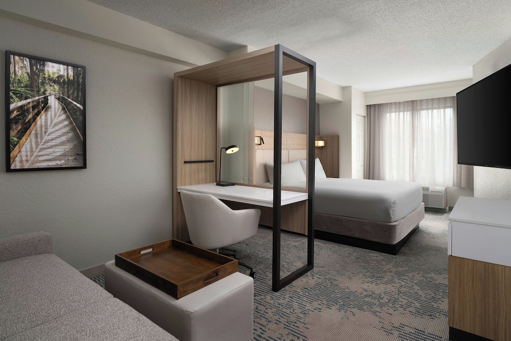 SpringHill Suites by Marriott Fort Myers Airport - featured photo