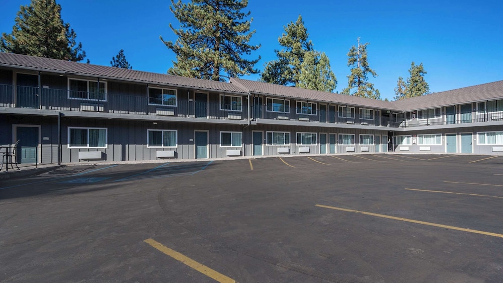 Quality Inn South Lake Tahoe - photo 63