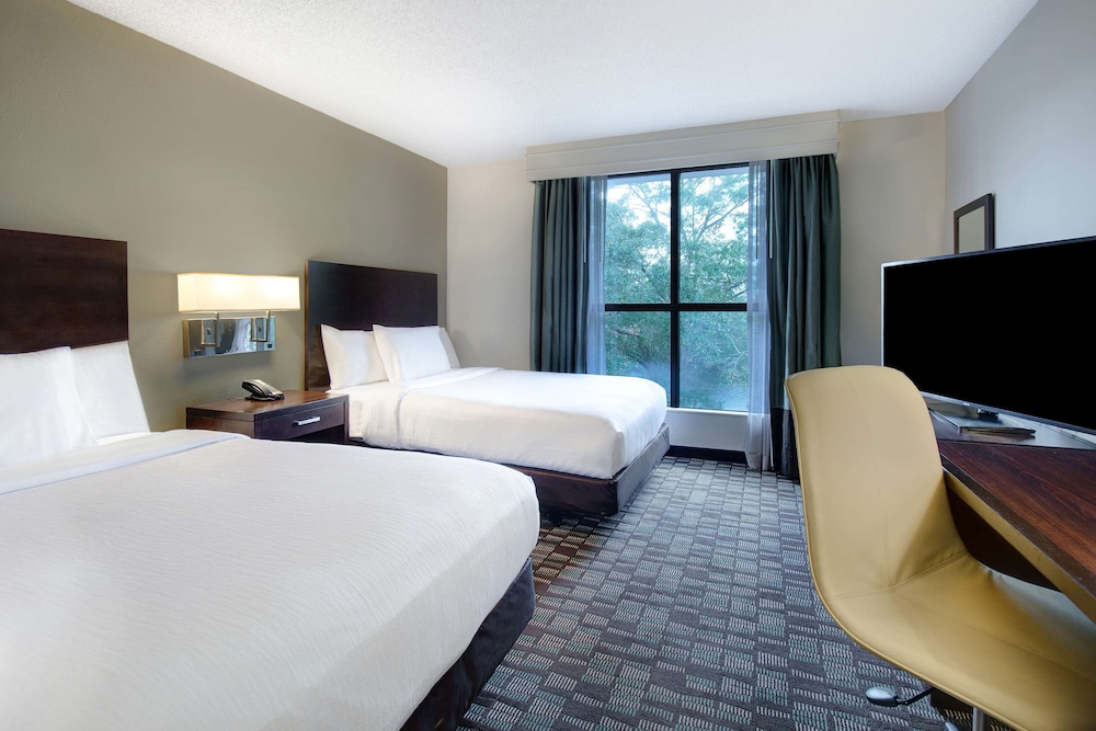 Embassy Suites by Hilton Jacksonville Baymeadows - photo 15