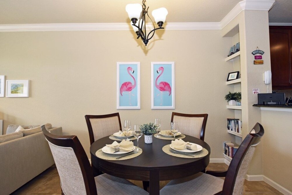 Spacious 2 Bed 2 Bath Condo In Bella Piazza Resort Davenport - photo 4