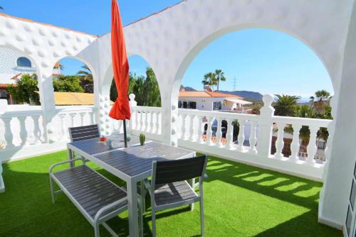 Casa Carmela — 4-Star Luxury Hotel in Arona, Spain