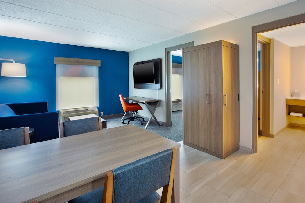 Holiday Inn Express Hotel & Suites Dover by IHG - photo 8