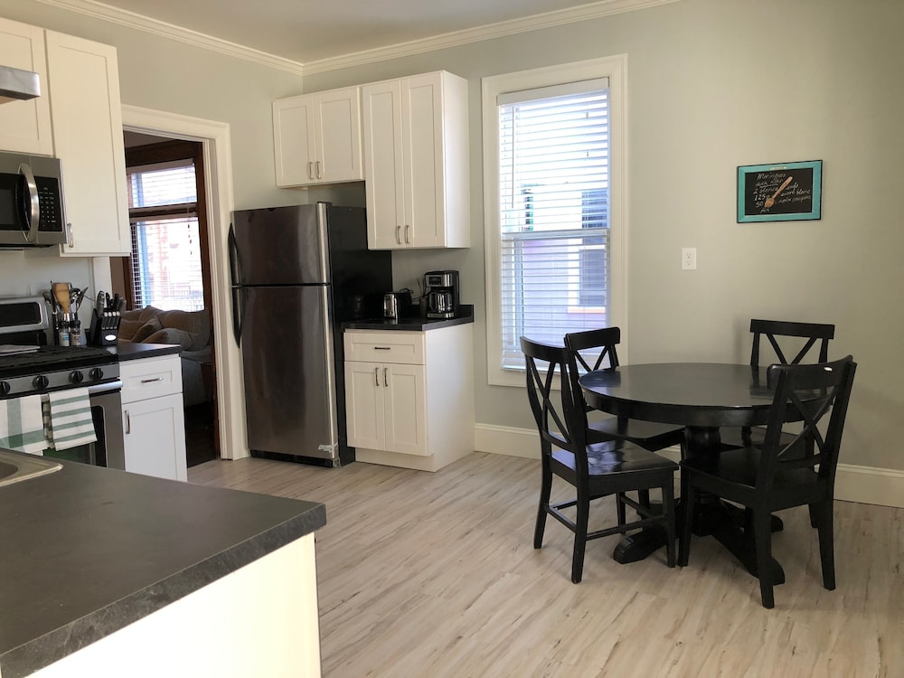 Midtown Manor - photo 13