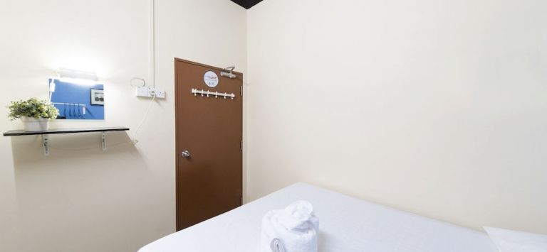 Capsule@Hive Bugis - last minute hotel in Singapore