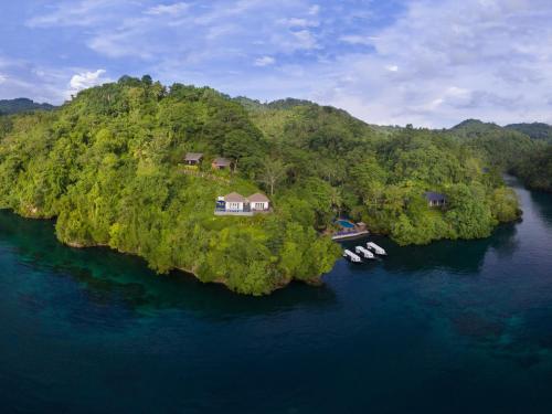 Lembeh Resort - carbon neutral hotel in Bitung