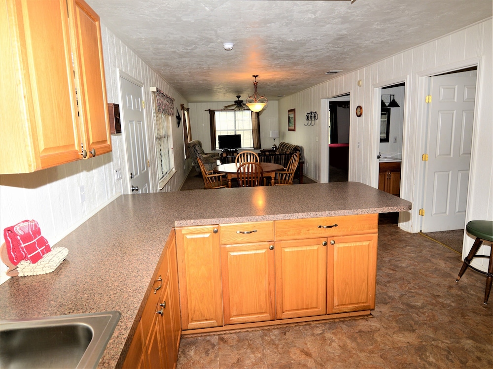 Thunderbird Resort & Event Center - photo 11