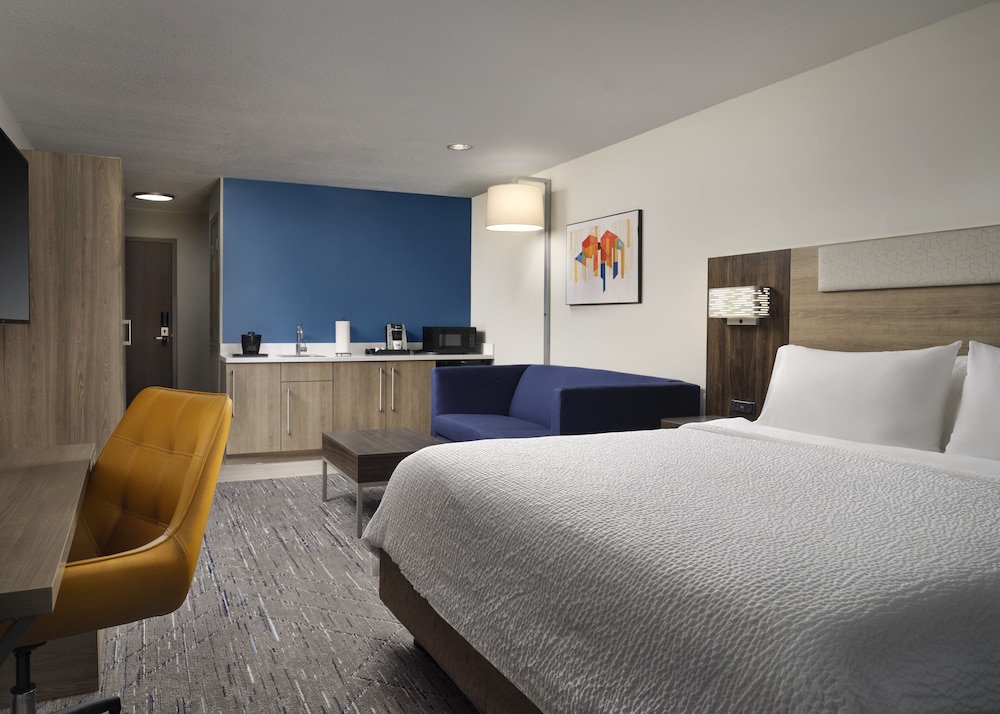 Holiday Inn Express Hotel & Suites Peru Lasalle Area by IHG - photo 21