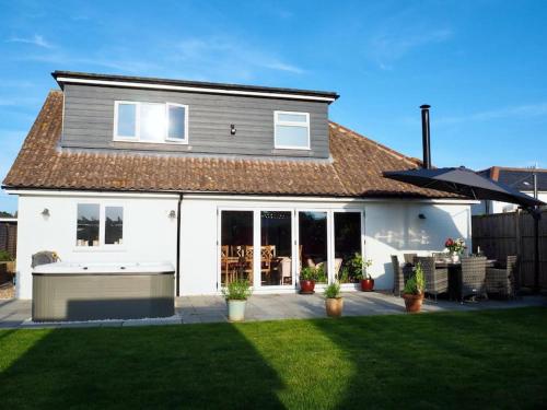 The Sails - carbon neutral hotel in East Wittering