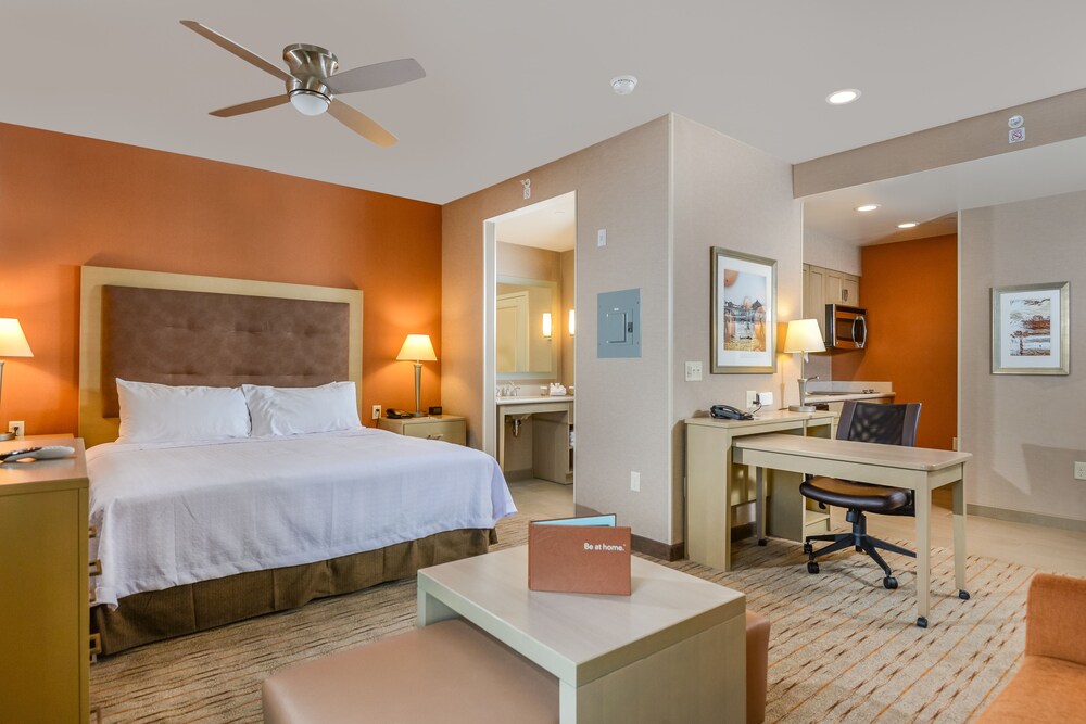 Homewood Suites by Hilton Anaheim Resort Convention Center in Anaheim, United States