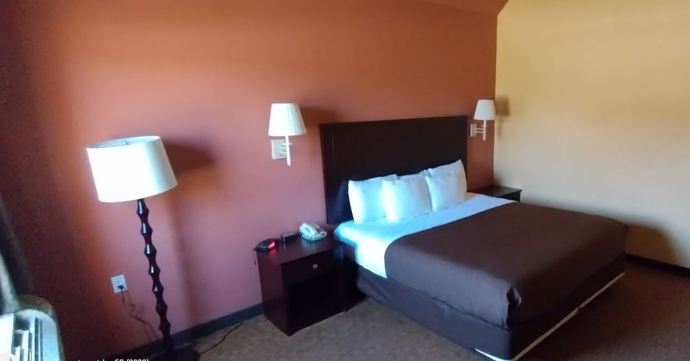 Comfort Inn Near Medical Center - photo 17