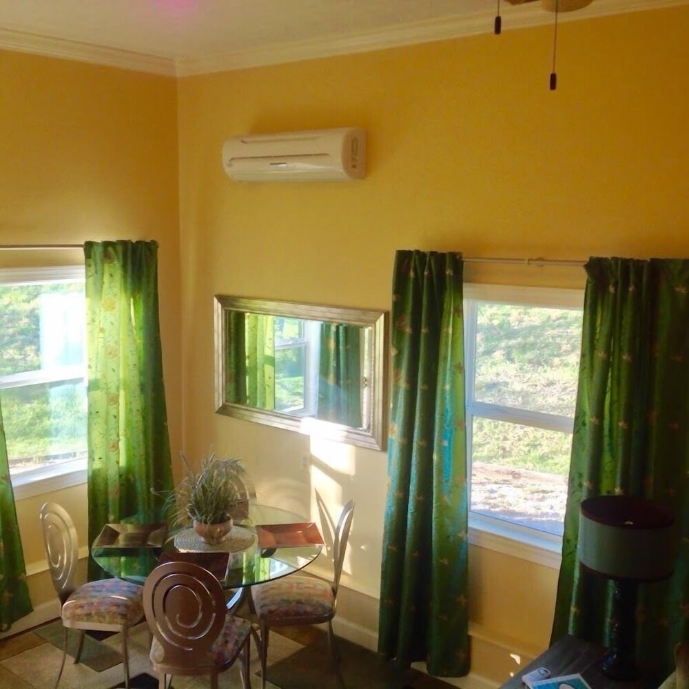 Skyline Vineyard Inn - photo 10