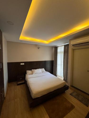 Bergauf Apartment — 4-Star Luxury Hotel in Pokhara, Nepal