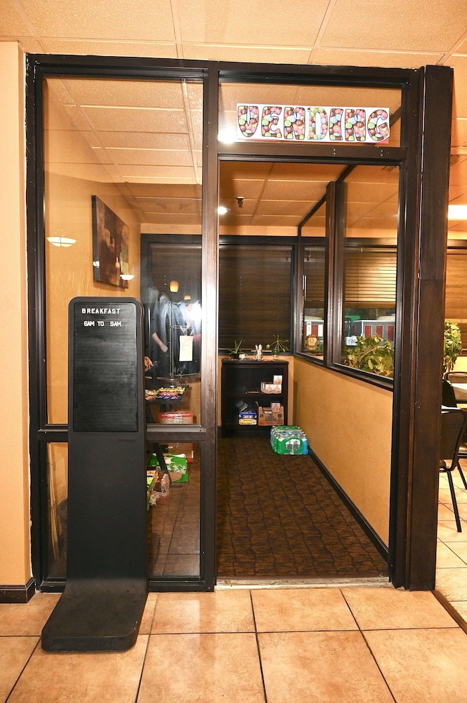 Fortune Inn And Suites Newport - photo 65