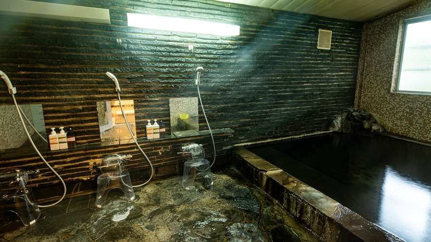 Kerrie Sanso in Kaga, Japan