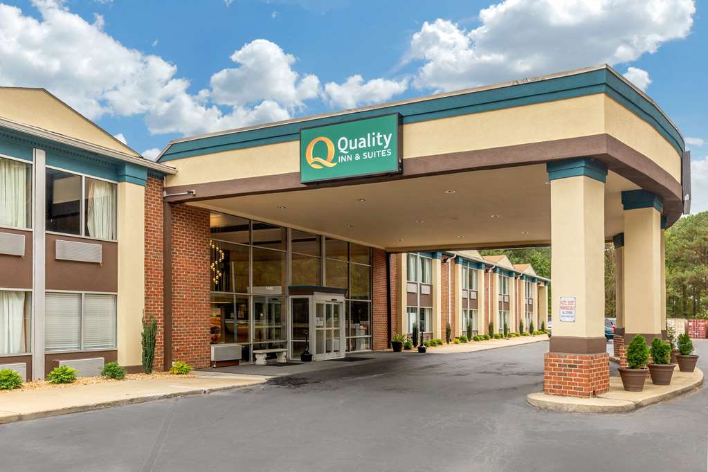 Quality Inn & Suites Apex Holly Springs - photo 3