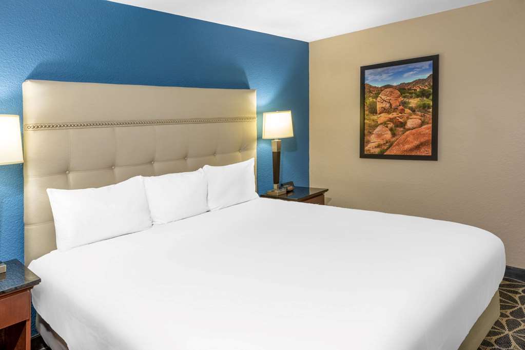 Baymont by Wyndham McAllen Pharr - photo 21