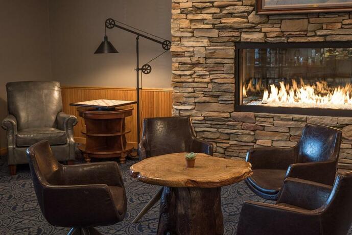 River District Hotel - photo 20