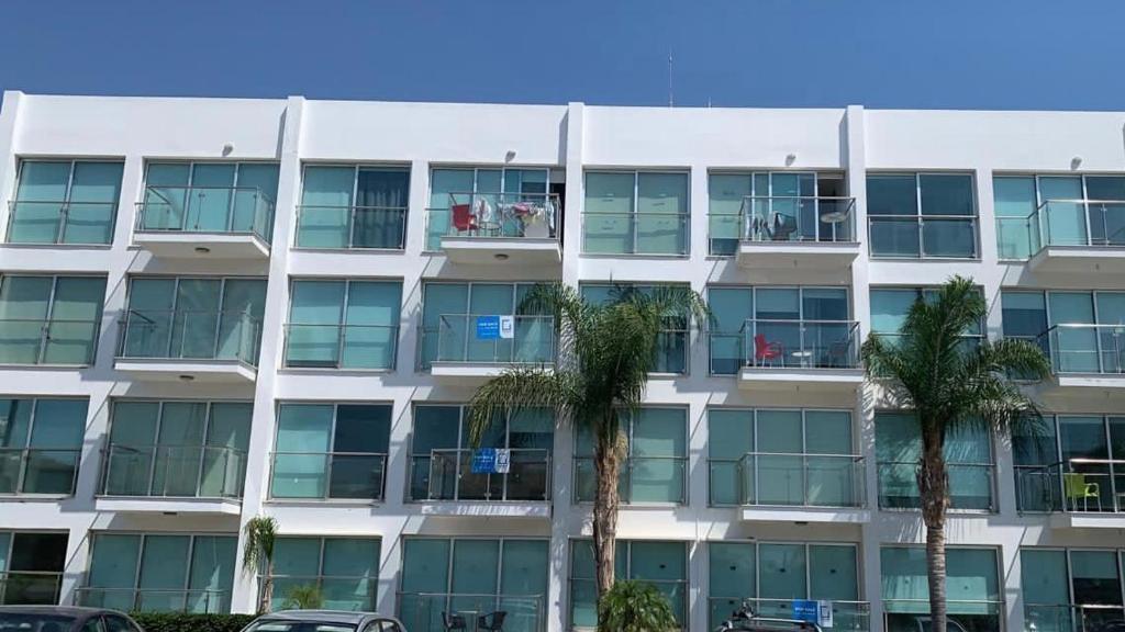One bedroom beach apartment 30m from an amazing beach Coralli