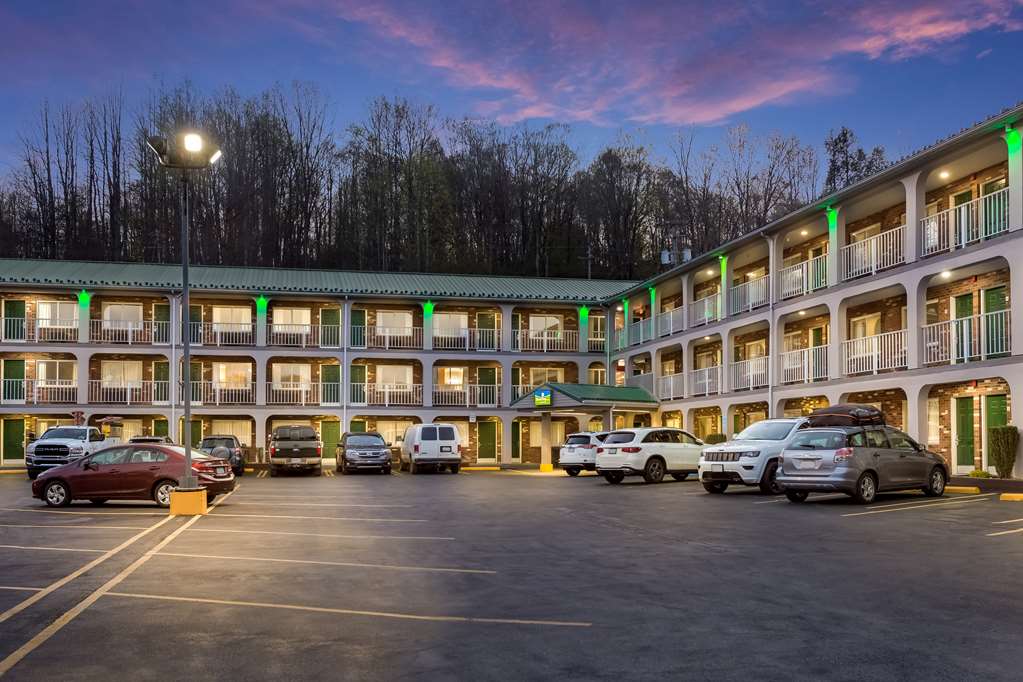 SureStay Hotel by Best Western Summersville - featured photo