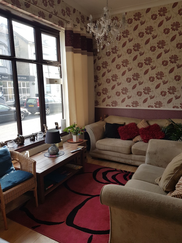 Thornhill Blackpool — Blackpool — photo 3