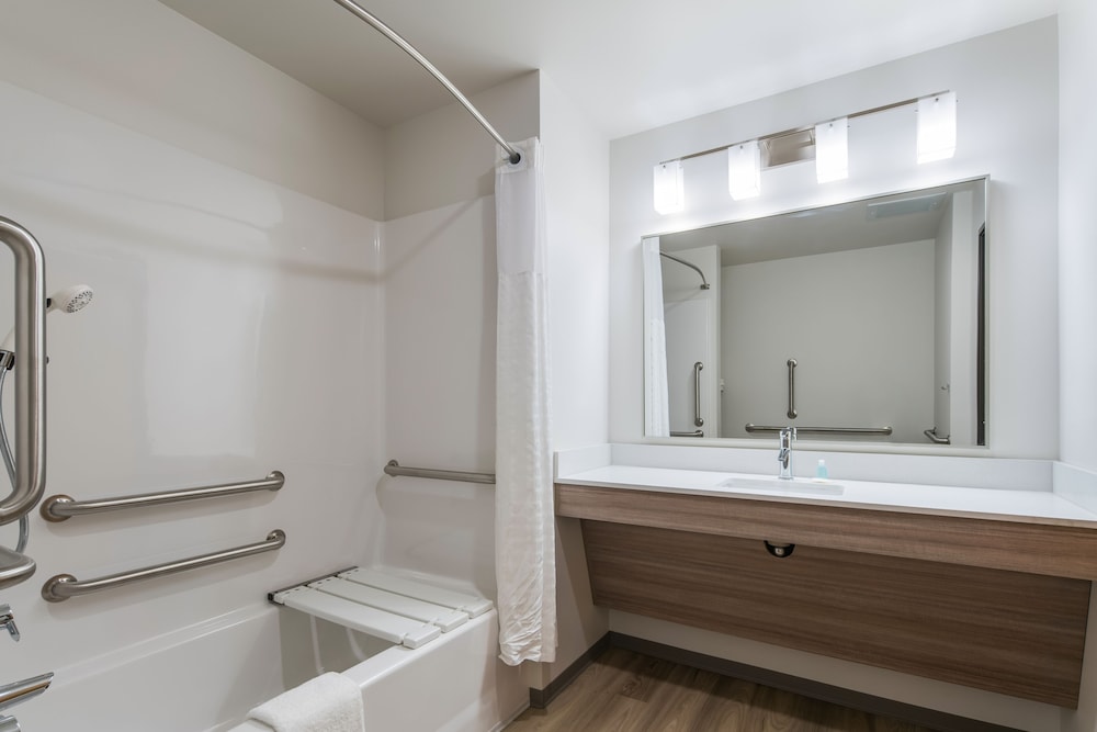 WoodSpring Suites Waco near University - photo 15