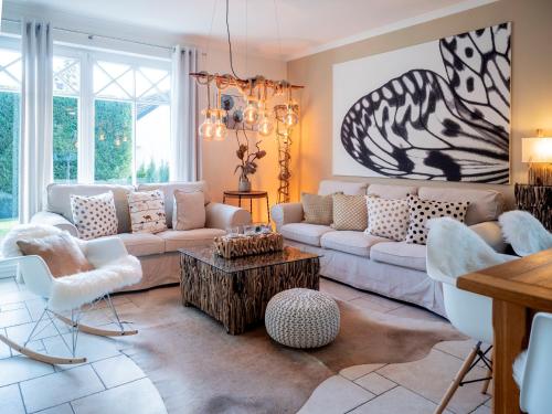 Haus Ostseezwilling 2 — 4-Star Luxury Hotel in Zingst, Germany