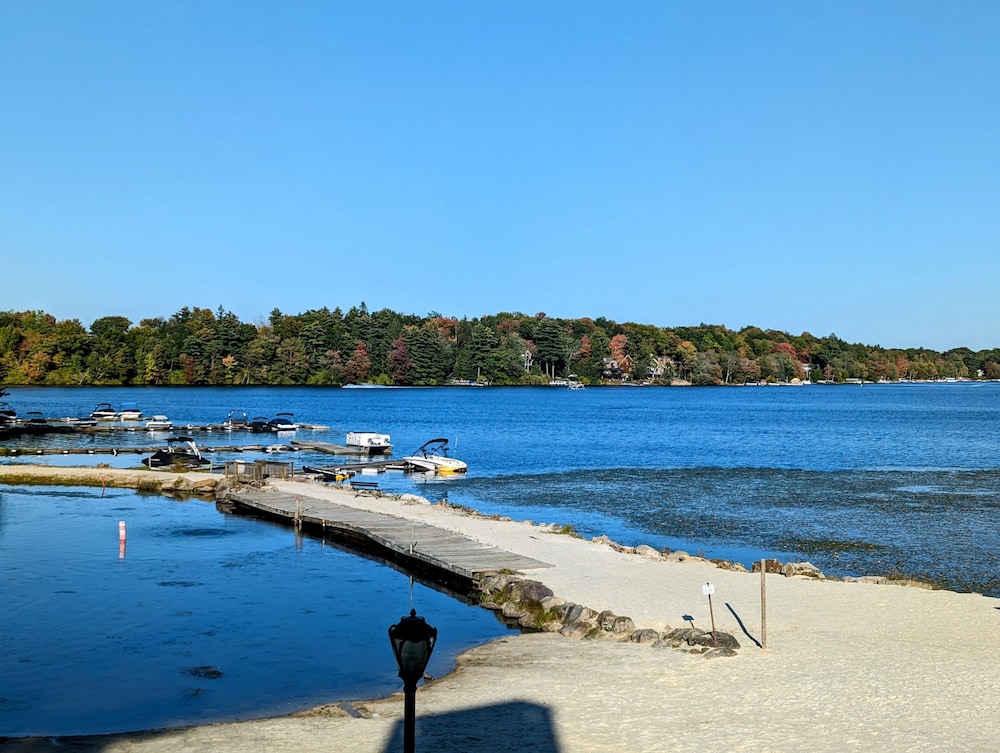 The Lodge Luxury Resort At Lake Harmony - photo 30