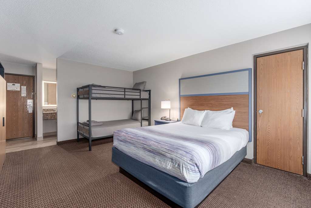 AmericInn by Wyndham New Richmond - photo 68