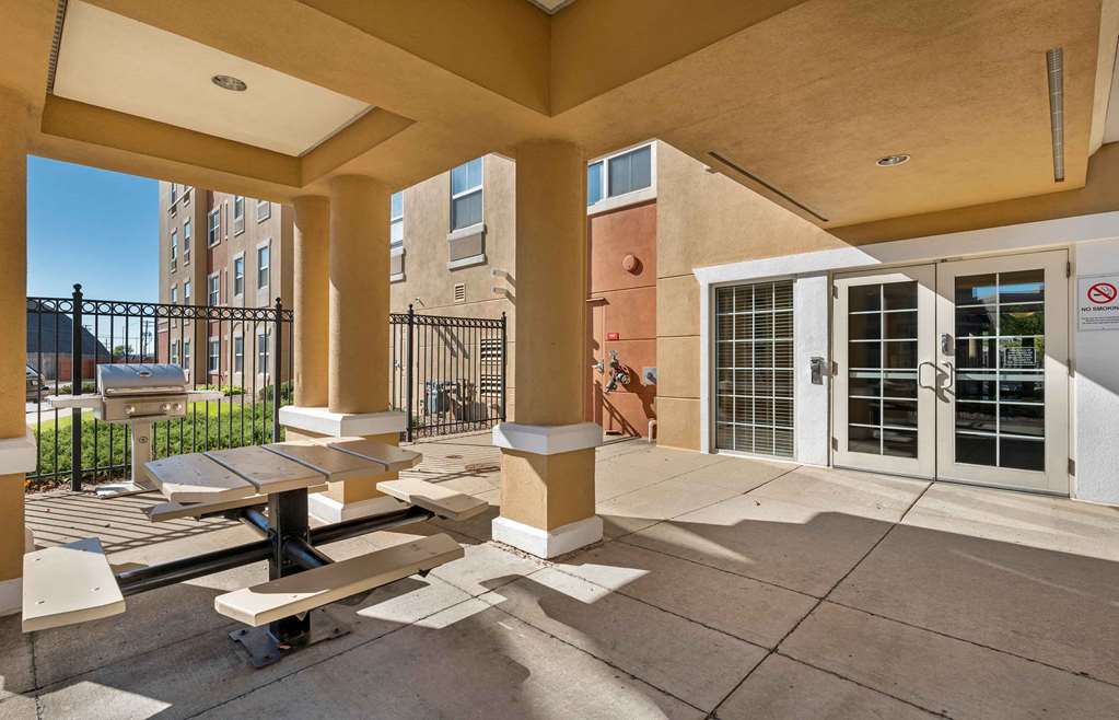 Extended Stay America Suites Chicago O'Hare Allstate Arena - photo 35
