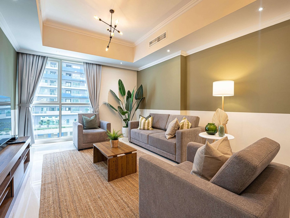 Apartment in Downtown Dubai Near Burj Khalifa — 4-Star Luxury Hotel in Dubai, United Arab Emirates