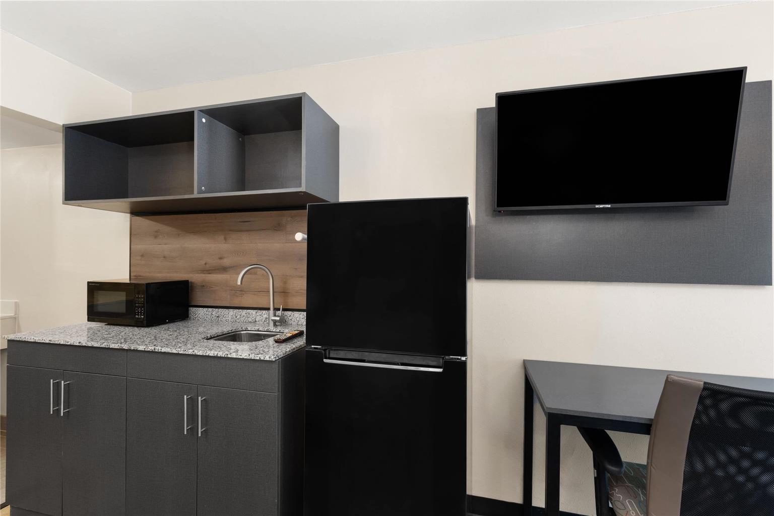 Baymont by Wyndham Dothan - photo 23