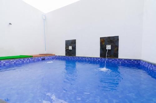 Villa Ree Private Pool and Balcony — 4-Star Luxury Hotel in Malang, Indonesia